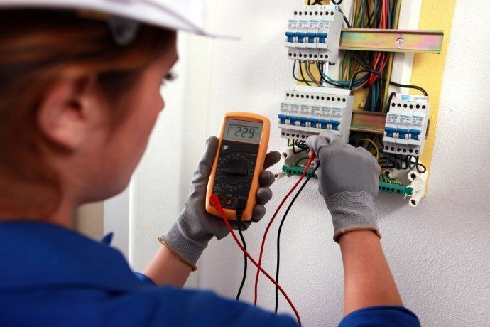 工廠電工有前途嗎，為什么很多人不干電工了