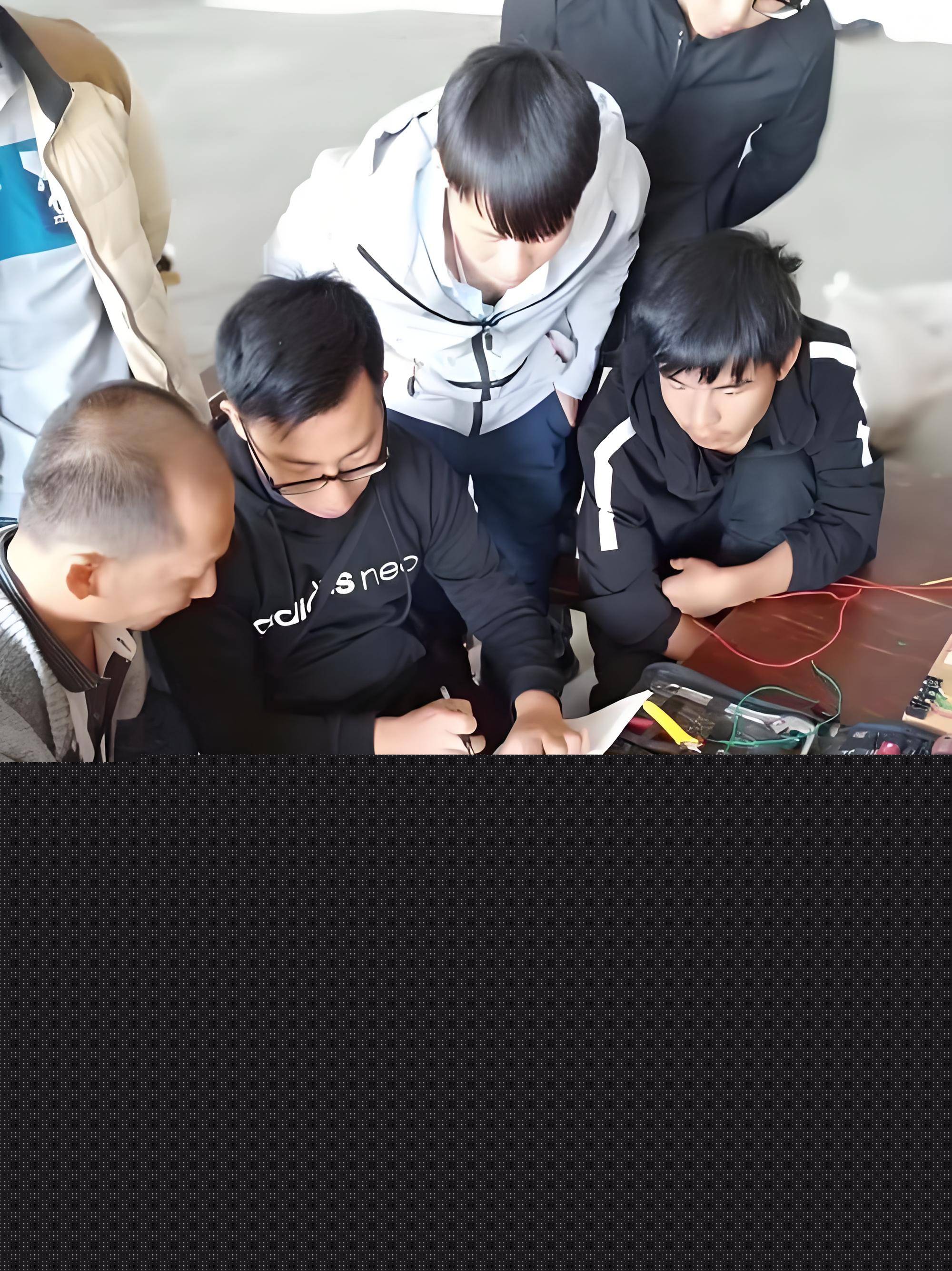 考一個電工證多少錢(新手考個電工證要多久)-圖1